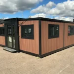 Tiny House / Mobilheim mit Holzoptik, Baujahr 2025